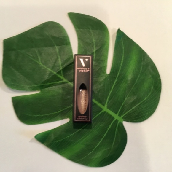 VIOLET VOSS Mini Lip Gloss in Love in Paris - Picture 2 of 3